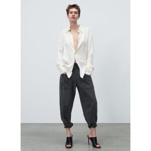 New Zara Simone Barrel Fit Pants.